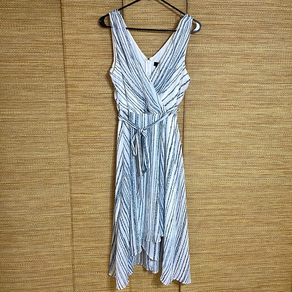 Cute DKNY dress